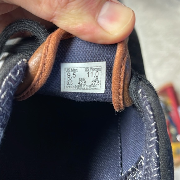 Vans off the Wall 721356 Lace Up Low Top BLACK & BROWN leather accents Size 9.5 - Picture 8 of 8